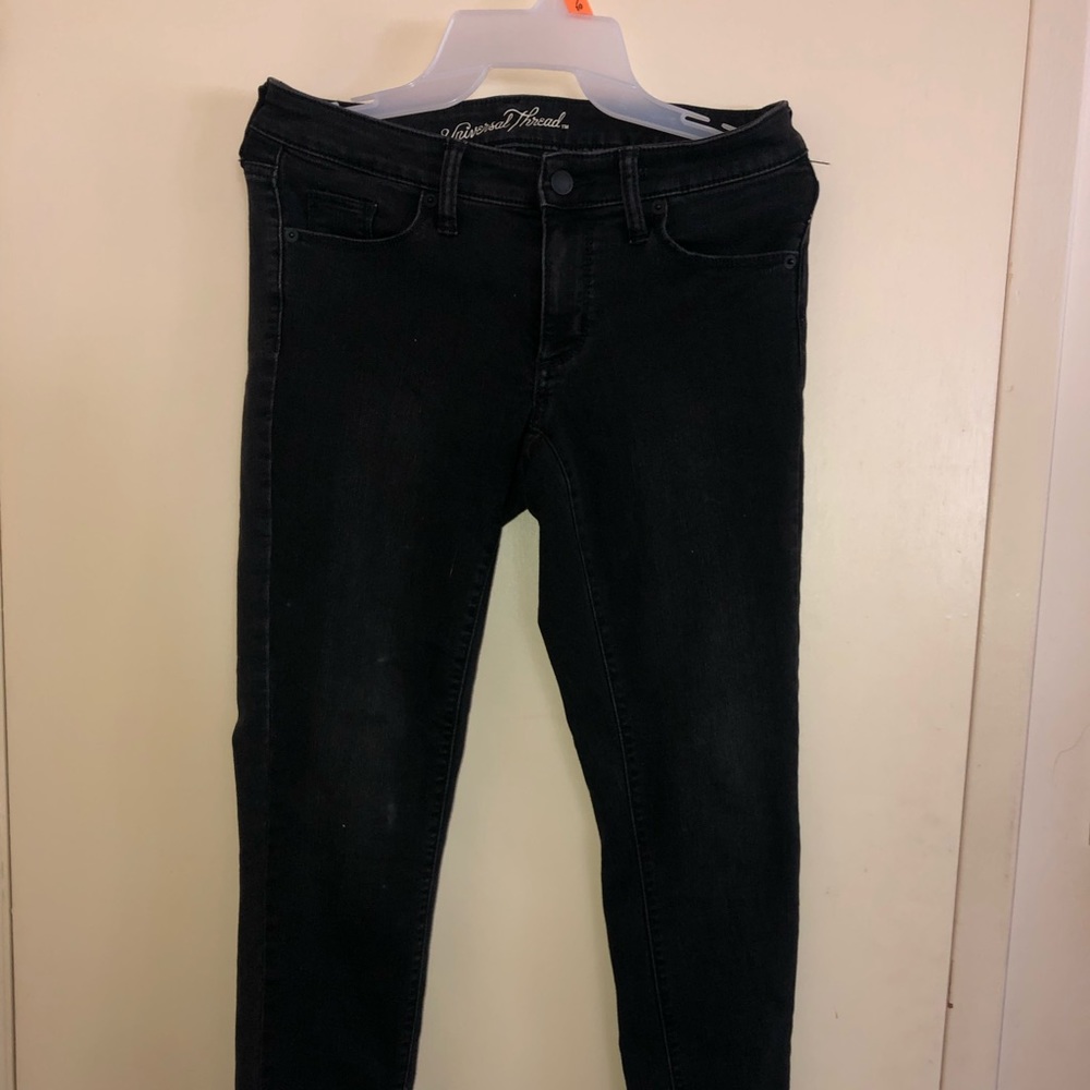 Universal thread jeans